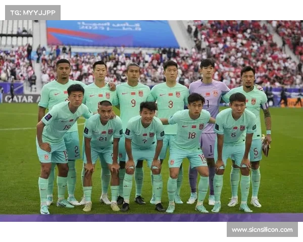 2019亚洲杯小组赛C组：菲律宾0-3中国 国足球迷看台助威